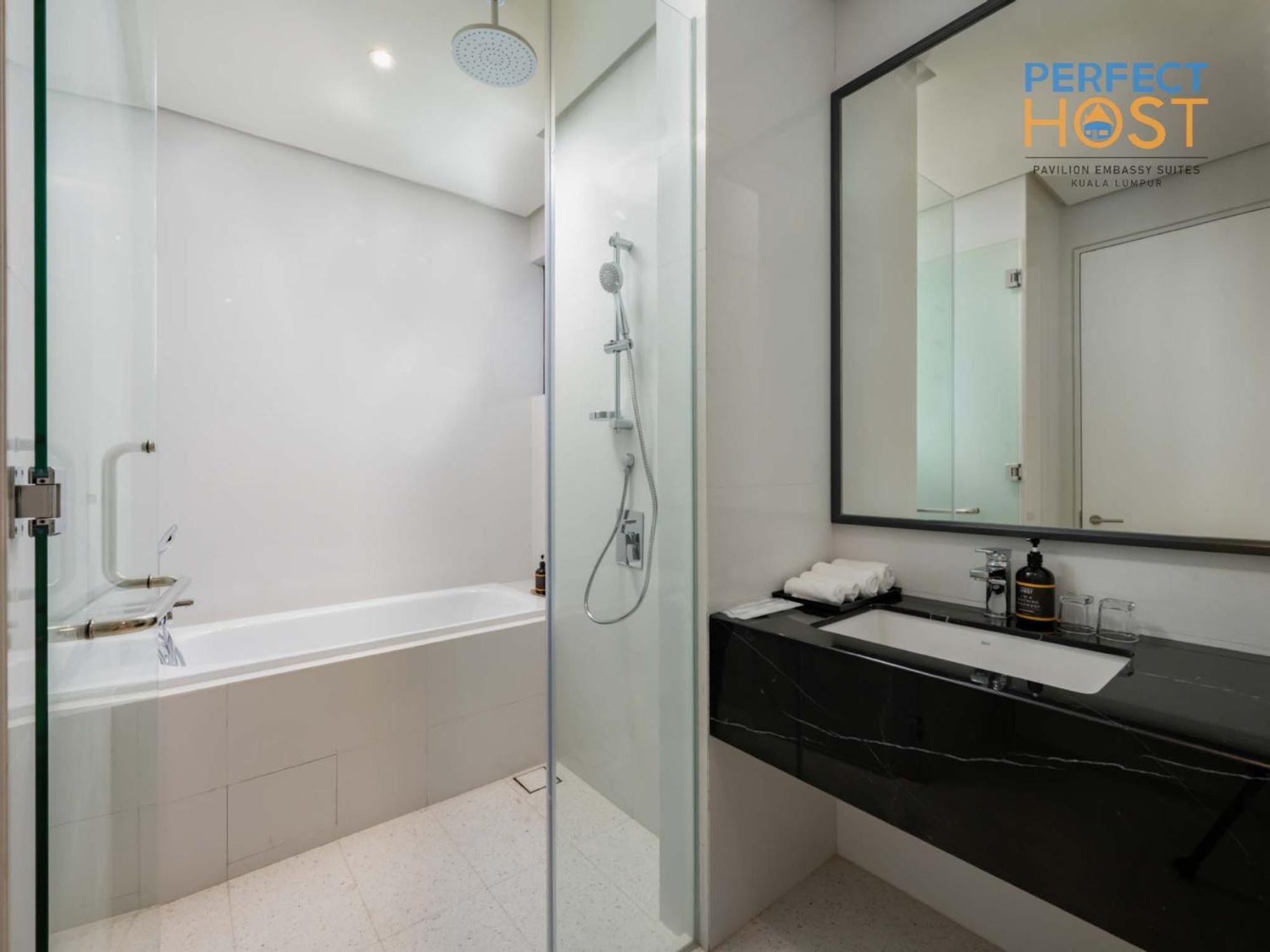 Pavilion Embassy Suites Kl By Perfect Host Kuala Lumpur Cameră foto