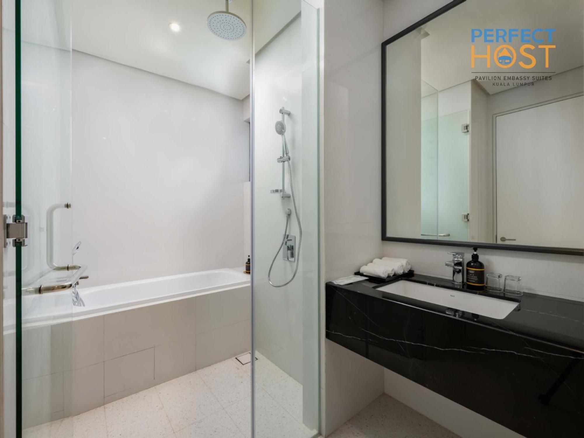 Pavilion Embassy Suites Kl By Perfect Host Kuala Lumpur Cameră foto