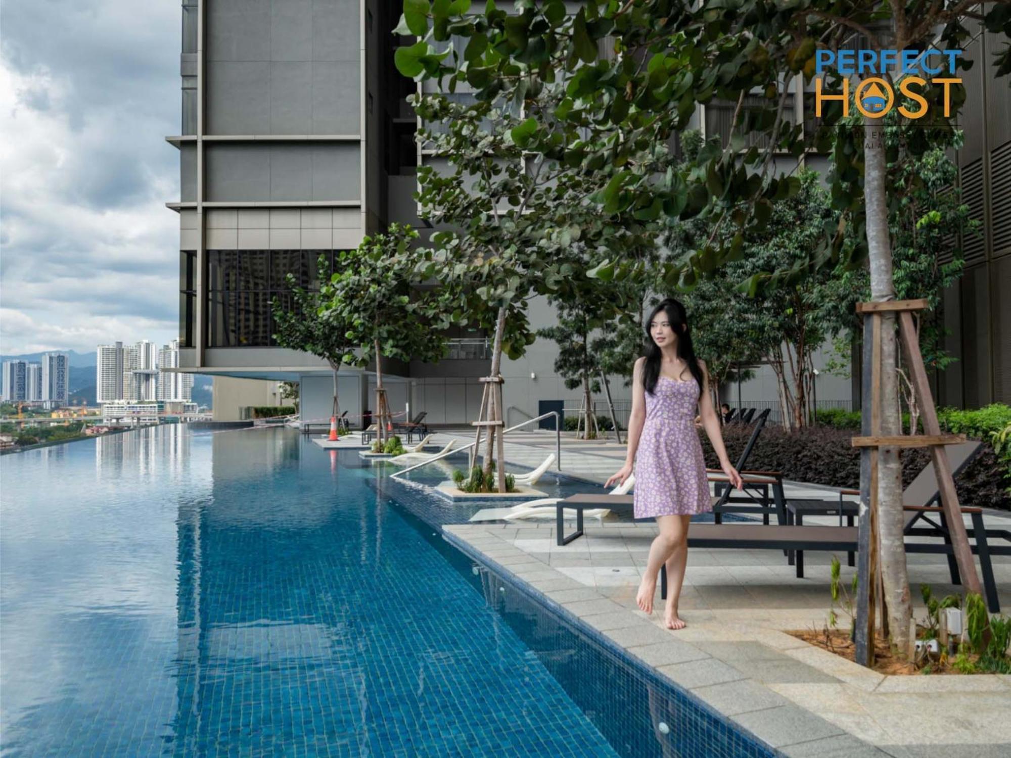 Pavilion Embassy Suites Kl By Perfect Host Kuala Lumpur Exterior foto